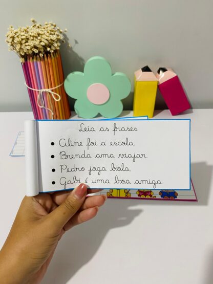 Carnê da Leitura – Textos Curtos em Letra Cursiva para Alfabetização - Imagem 6