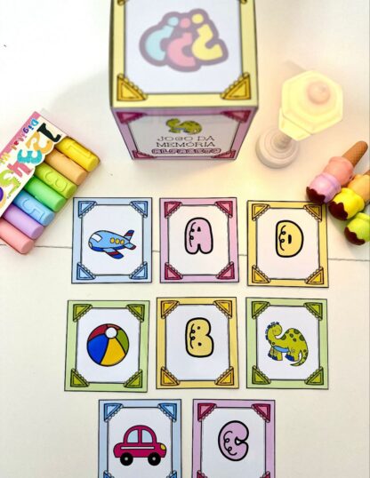 Jogo da Memória do Alfabeto com Caixa e Fichas Ilustradas