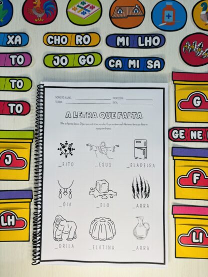 Caderno de Atividades Ortografia e Fonemas + Jogo das Massinhas - Imagem 5