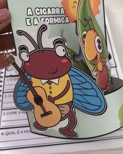 A CIGARRA E A FORMIGA 3D