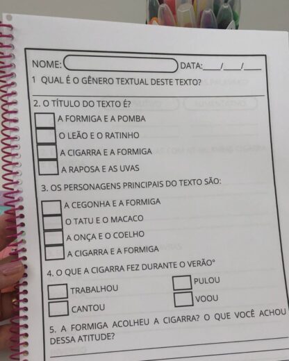 A CIGARRA E A FORMIGA 3D - Imagem 8