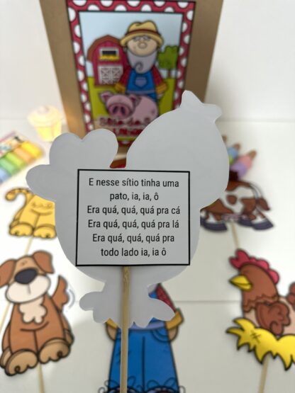 História na sacola tema “Seu Lobato tinha um sítio” - Imagem 4