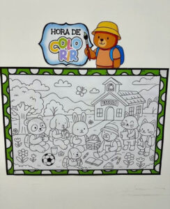 Painel para colorir Volta as aulas BOBBIE