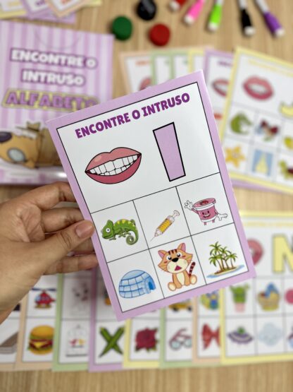 ENCONTRE O INTRUSO ALFABETO - Imagem 5