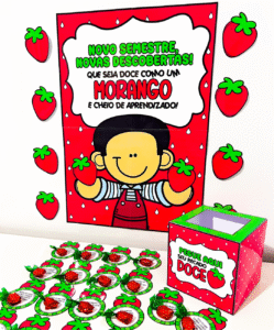 Kit Volta às Aulas tema Morango do Amor