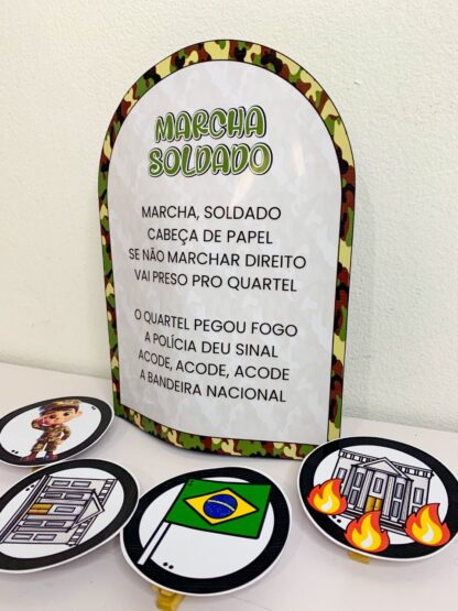 Marcha Soldado – Luva Musical Interativa - Imagem 3