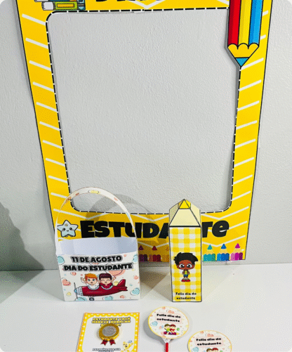 kit dia do estudante pdf, lembrancinhas dia do estudante, lembrancinhas dia do estudante em pdf, lembrancinhas dia do estudante para imprimir, recurso pedagógico dia do estudante, moldura para fotos dia do estudante, arquivo moldura para foto dia do estudante, recurso pedagógico dia do estudante em pdf, recurso pedagógico dia do estudante para imprimir, recurso dia do estudante, recurso dia do estudante em pdf, recurso dia do estudante para imprimir , arquivo pedagógico dia do estudante, arquivo digital dia do estudante, arquivo dia do estudante, arquivo dia do estudante em pdf, arquivo dia do estudante para imprimir, arquivo digital dia do estudante em pdf, arquivo digital dia do estudante para imprimir, arquivo pedagógico dia do estudante em pdf, arquivo pedagógico dia do estudante para imprimir, atividade dia do estudante, atividade dia do estudante em pdf, atividade dia do estudante para imprimir, atividade interativa dia do estudante, atividade interativa dia do estudante em pdf, atividade interativa dia do estudante para imprimir, dia do estudante