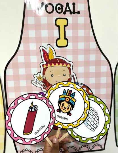 Kit 5 Aventais das Vogais – Educação Infantil - Imagem 2