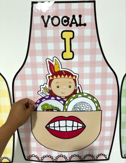 Kit 5 Aventais das Vogais – Educação Infantil - Imagem 4