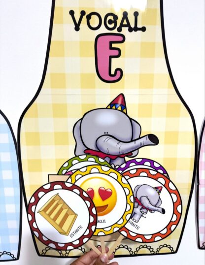 Kit 5 Aventais das Vogais – Educação Infantil - Imagem 7