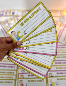 Fichas para Treino do Traçado das Letras do Alfabeto