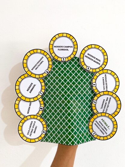 Luva com o poema "O que é Pátria" para trabalhar o tema "Independência do Brasil" com crianças da Educação Infantil. 🎶🇧🇷 - Imagem 8