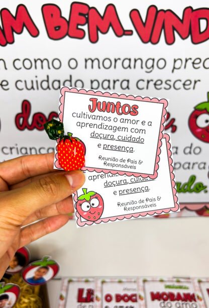 Reunião de Pais com o encanto do tema Morango do Amor - Imagem 8