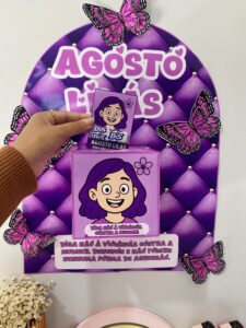 AGOSTO LILÁS