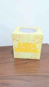 CAIXA MUSICAL RABISCOS