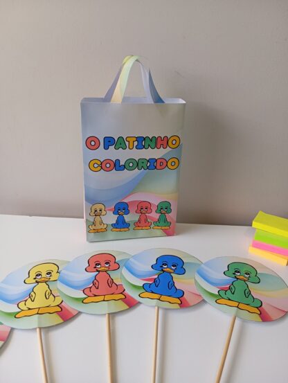 SACOLA MUSICAL – O PATINHO COLORIDO - Imagem 4