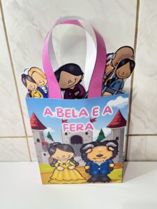 A BELA E A FERA