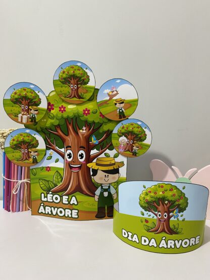 Luva História da Luva Léo e a Árvore