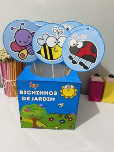 Caixa de História Bichinhos de Jardim